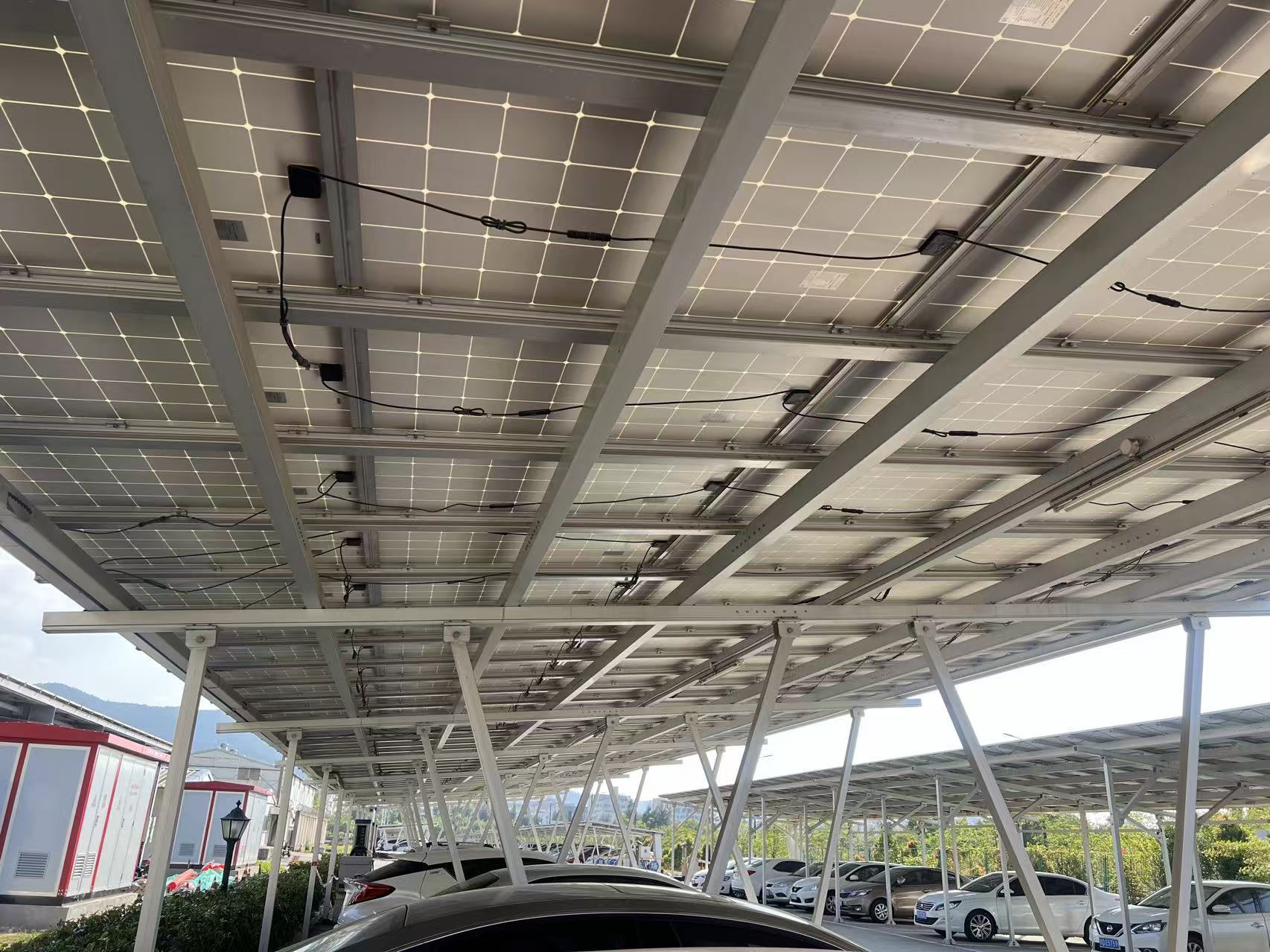 La función de la cochera impermeable de aleación de aluminio.